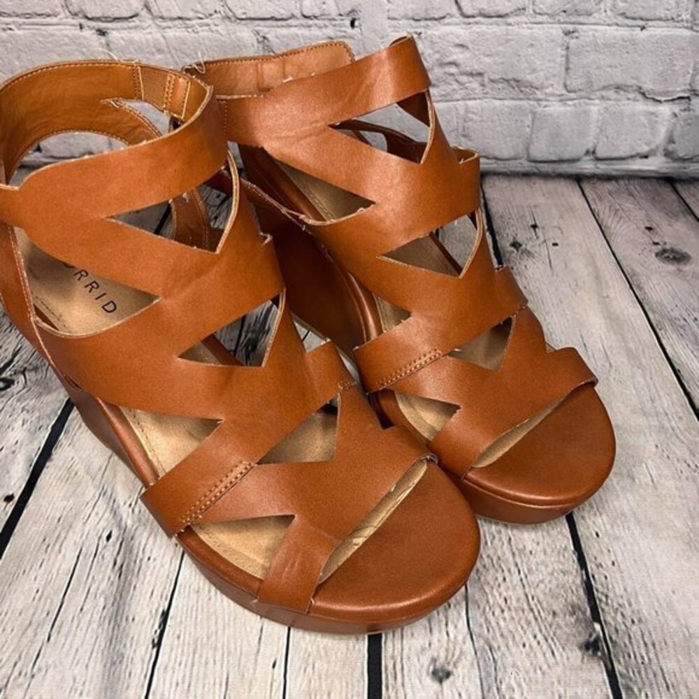 Torrid Brown Platform Shoes - Picture 1 of 2